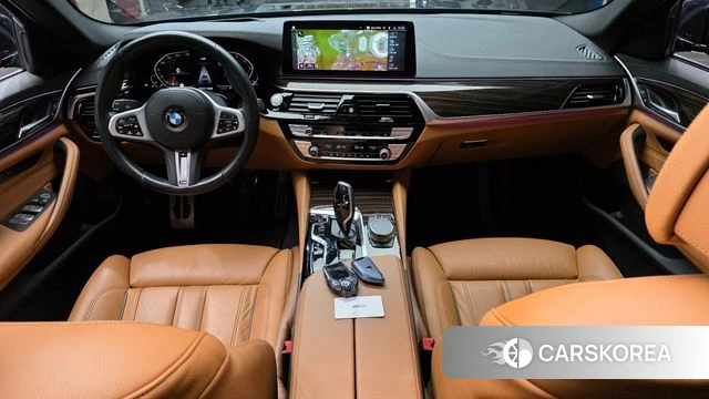 BMW 5 Series (G30) id 4423492 из Кореи 27