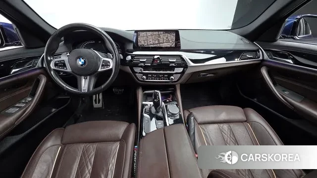 BMW 5 Series (G30) id 3520002 из Кореи 17