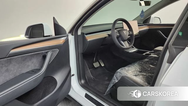 Tesla Model Y id 4474766 из Кореи 32
