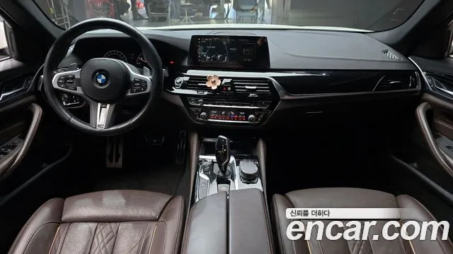 BMW 5 Series (G30) id 2703783 из Кореи 17