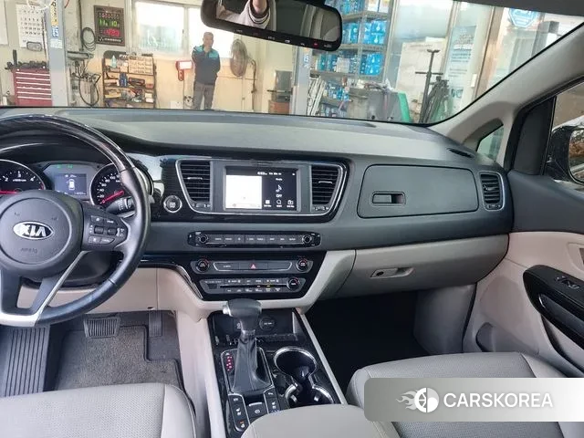 Kia The New Carnival id 3350790 из Кореи 15