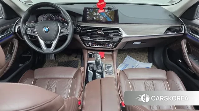 BMW 5 Series (G30) id 3573993 из Кореи 17