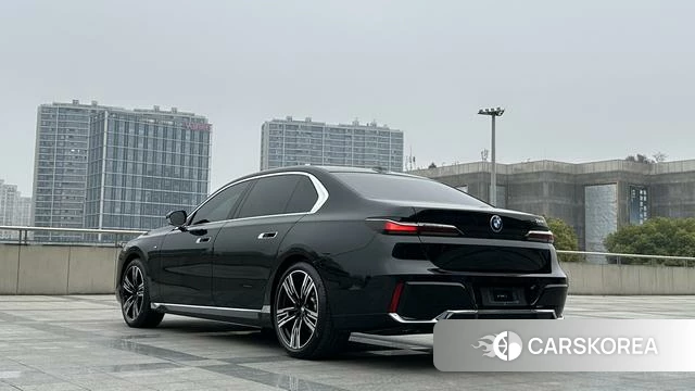 BMW 7 series id 4260552 из Китая 47