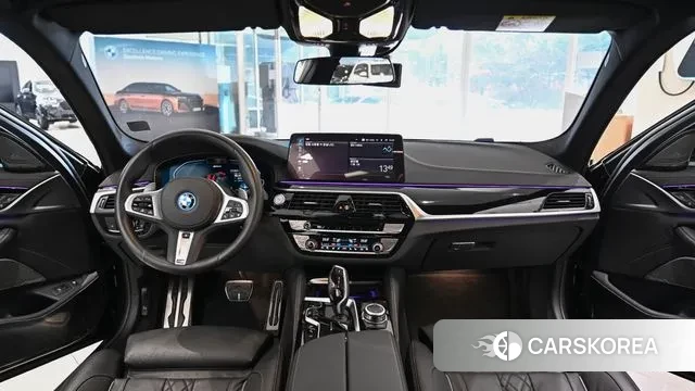 BMW 5 Series (G30) id 3448001 из Кореи 17