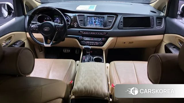 Kia The New Carnival id 3588361 из Кореи 17