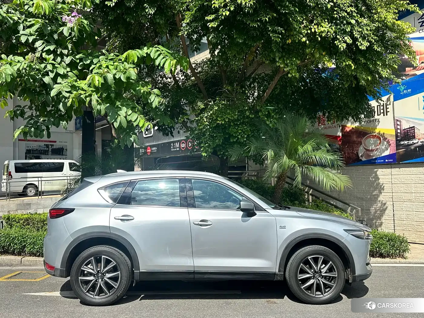 Mazda CX-5 id 4622642 из Китая 25