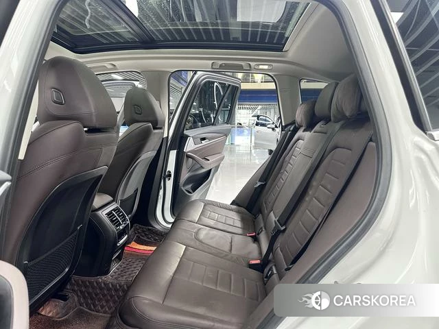 BMW X3 id 4275396 из Китая 16