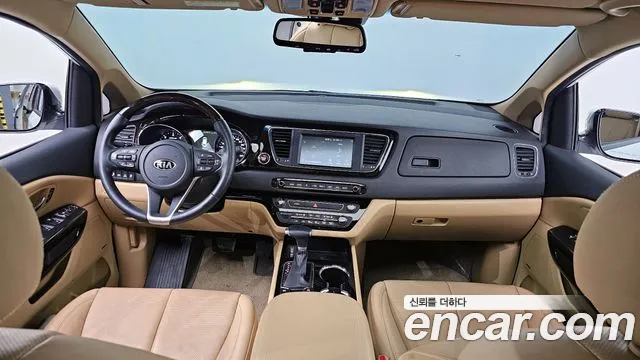 Kia The New Carnival id 2425812 из Кореи 17