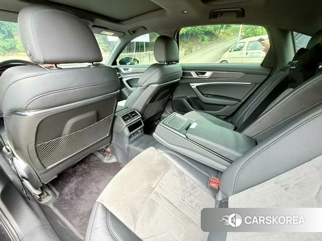Audi A6L id 4272099 из Китая 7