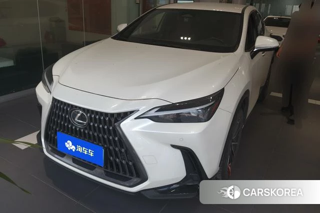 Lexus NX id 4314091 из Китая 14