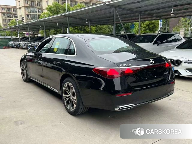 Mercedes-Benz E-class id 4027643 из Китая 26