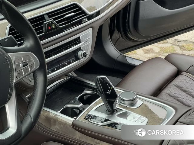 BMW 7 series id 4274719 из Китая 27