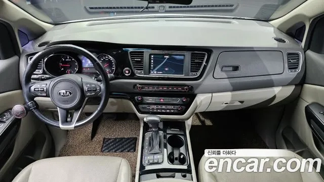 Kia All New Carnival id 2937384 из Кореи 17