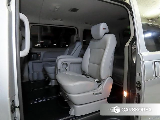 Hyundai The New Grand Starex id 4232364 из Кореи 16