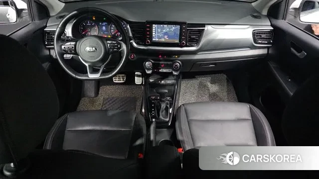 Kia Stonic id 3737125 из Кореи 17