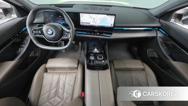 BMW 5 Series (G60) id 4686717 из Кореи 17