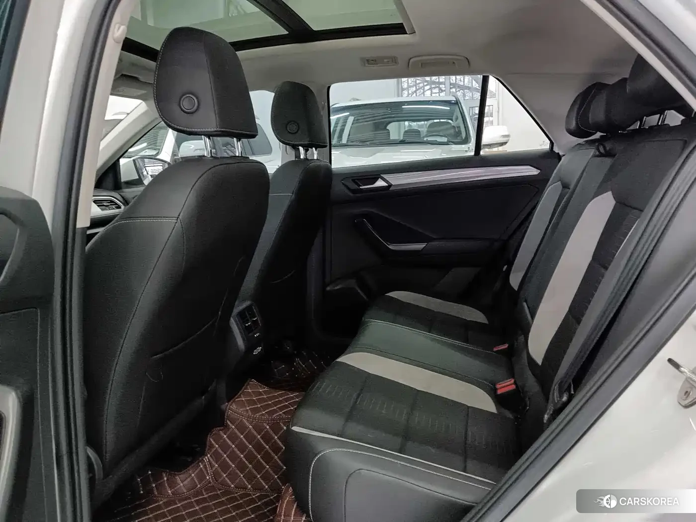 Volkswagen T-ROC exploring Songs id 4546415 из Китая 17