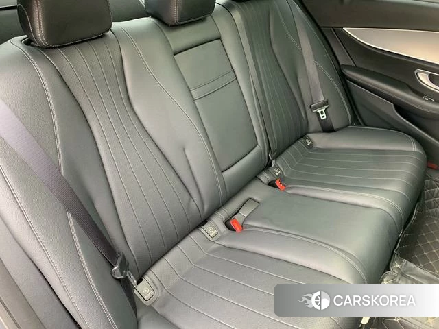 Mercedes-Benz E-class (imported) id 4220063 из Китая 30