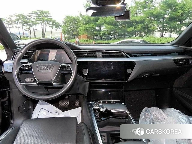 Audi e-Tron id 4550363 из Кореи 17