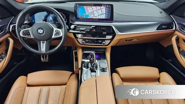 BMW 5 Series (G30) id 3629623 из Кореи 17