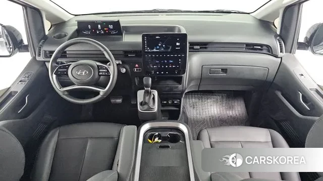 Hyundai Staria id 2847618 из Кореи 17