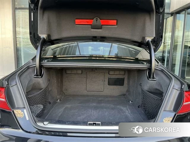 Audi A8 id 4215742 из Китая 10