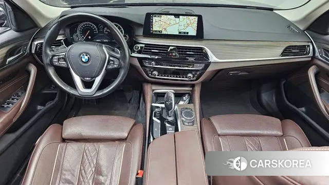 BMW 5 Series (G30) id 3733688 из Кореи 17