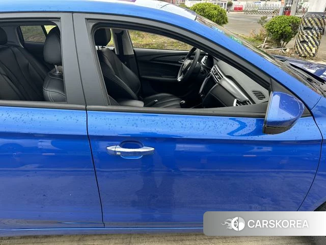 Roewe i5 id 4240316 из Китая 40