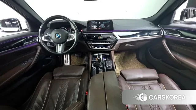 BMW 5 Series (G30) id 3013925 из Кореи 17