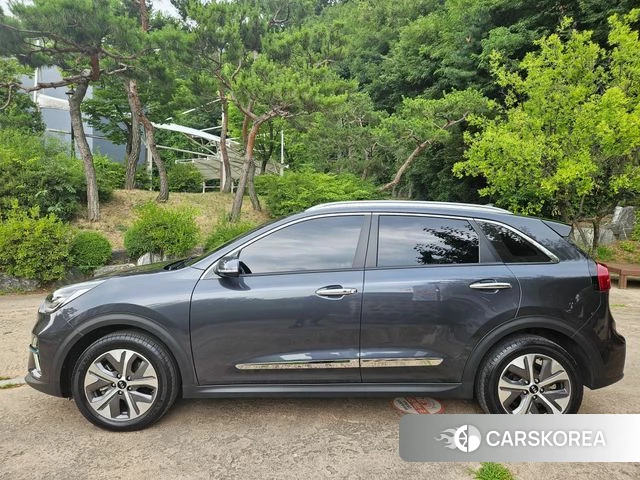 Kia Niro EV id 4551490 из Кореи 17