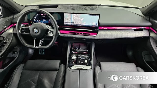 BMW 5 Series (G60) id 4499959 из Кореи 32