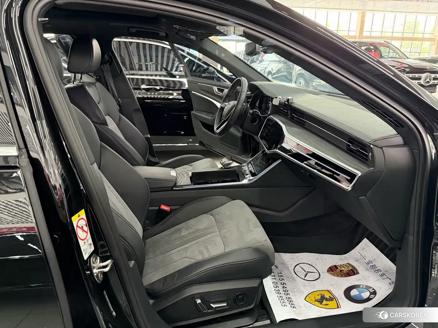 Audi A6L id 4547372 из Китая 12