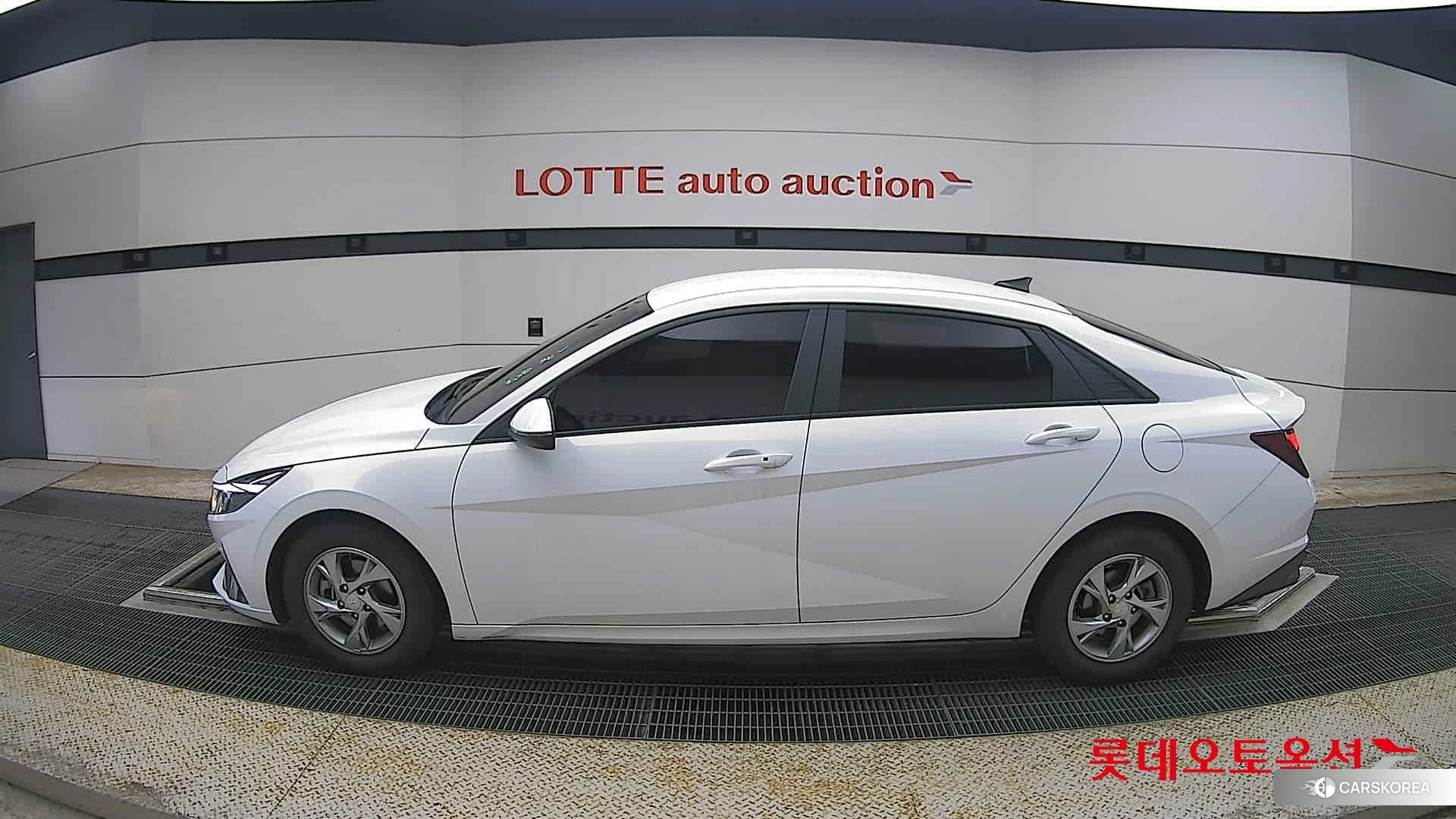 Hyundai Avante id 4289373 из Кореи 35