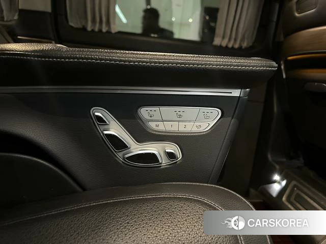 Mercedes-Benz V-class id 4257392 из Китая 18