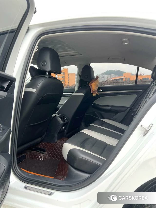 Volkswagen Bora id 4258194 из Китая 7