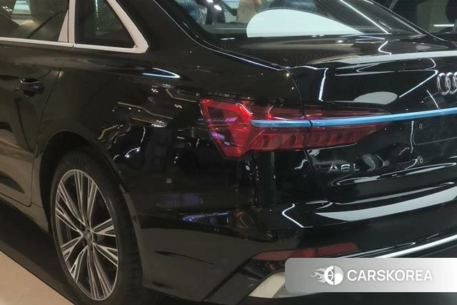 Audi A6L id 4353660 из Китая 7