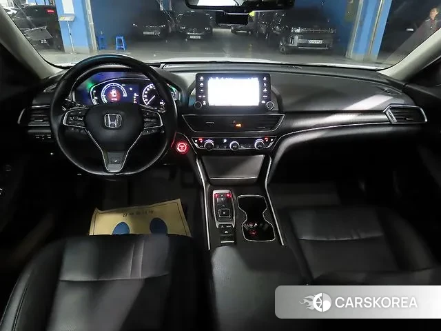 Honda Accord 10th Generation id 3338893 из Кореи 17