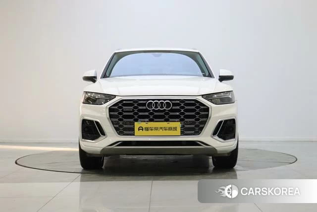 Audi Q5L id 4273671 из Китая 17