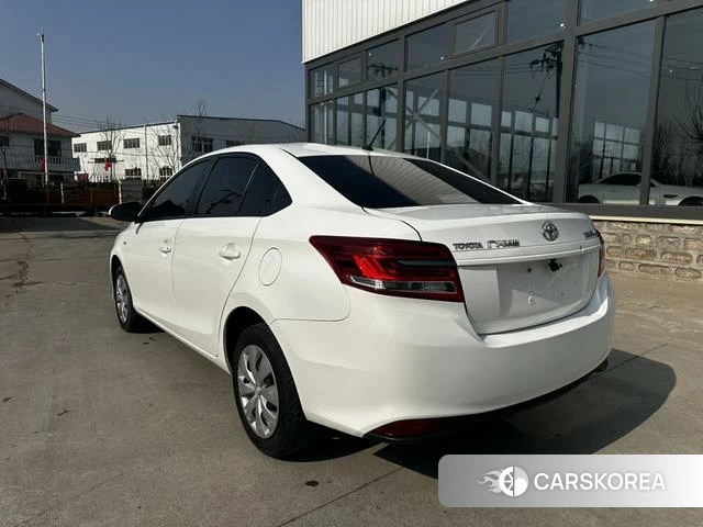Toyota YARIS L to enjoy id 4182582 из Китая 7