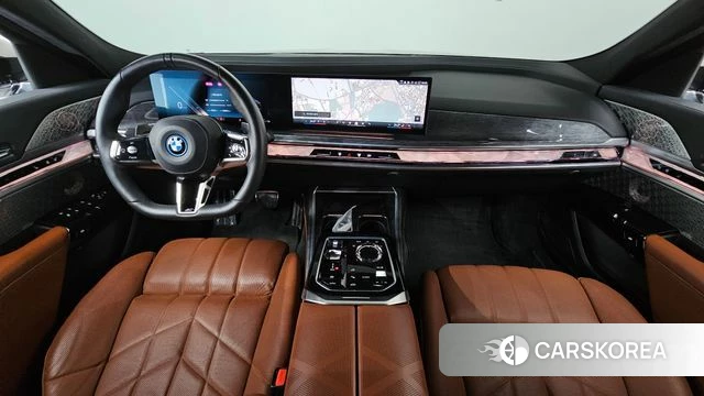 BMW 7 Series (G70) id 4854124 из Кореи 39