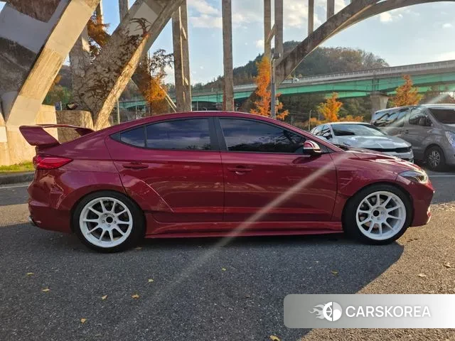 Hyundai Avante AD id 3380701 из Кореи 17