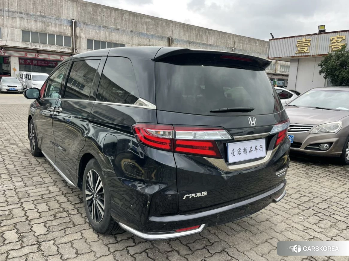 Honda Odyssey id 4504818 из Китая 8