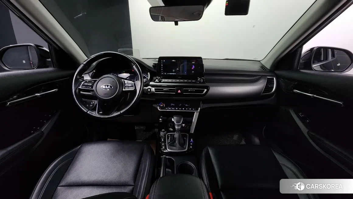 Kia Seltos id 2149738 из Кореи 17