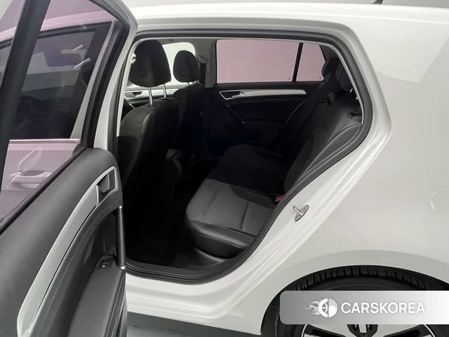 Volkswagen Golf id 4216377 из Китая 17