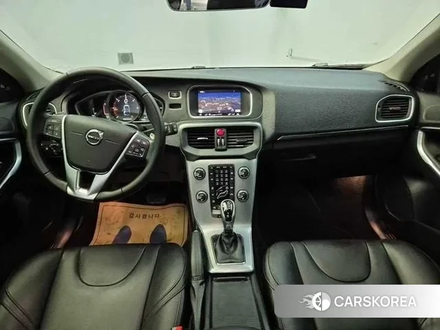 Volvo V40 id 3669583 из Кореи 17