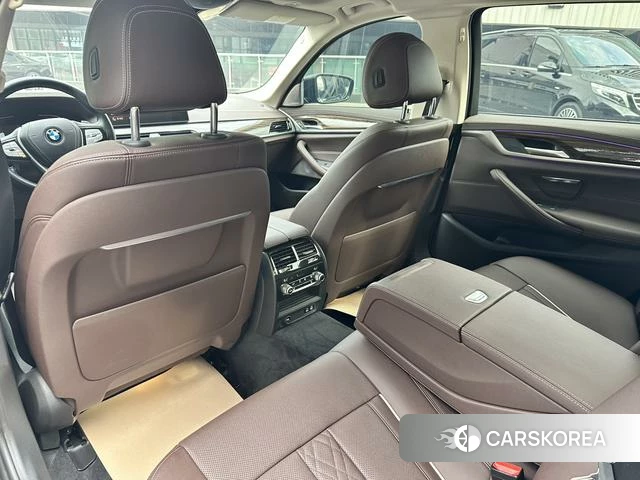 BMW 5 series id 4264713 из Китая 8