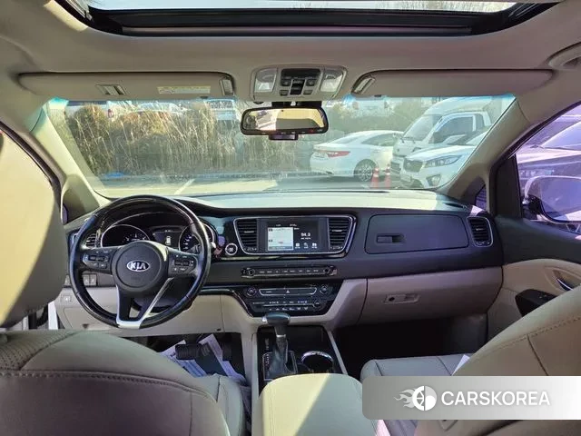 Kia The New Carnival id 3557961 из Кореи 17