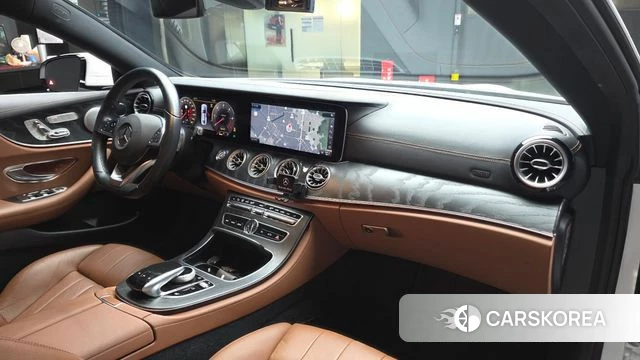 Mercedes-Benz E-Class W213 id 4596378 из Кореи 29