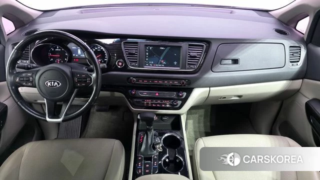 Kia The New Carnival id 4483237 из Кореи 17