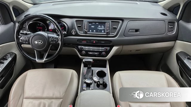 Kia The New Carnival id 4737292 из Кореи 17